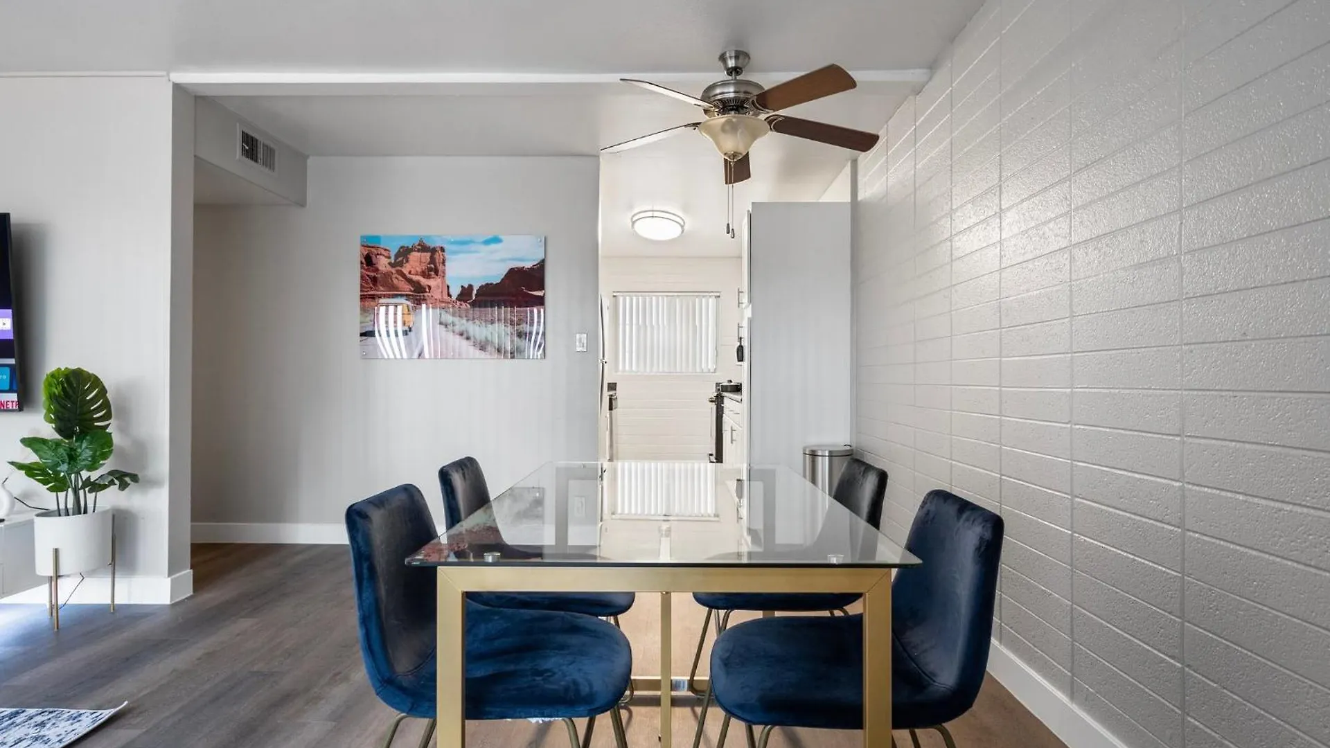 Modern 2B2B Haven In Scottland Daire Scottsdale